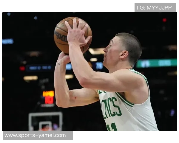 普里查德上半场表现抢眼12投5中贡献11分6助攻助力球队进攻